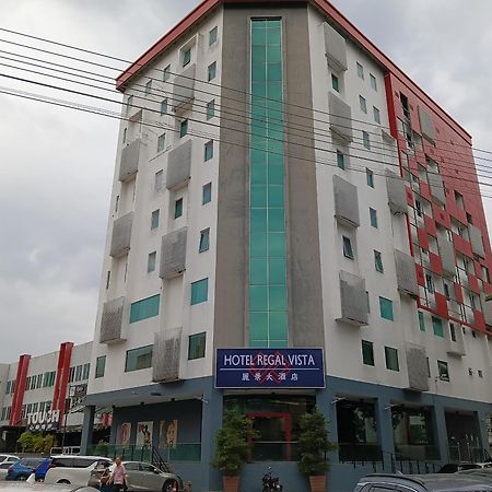 Hotel Regal Vista Ipoh Bagian luar foto
