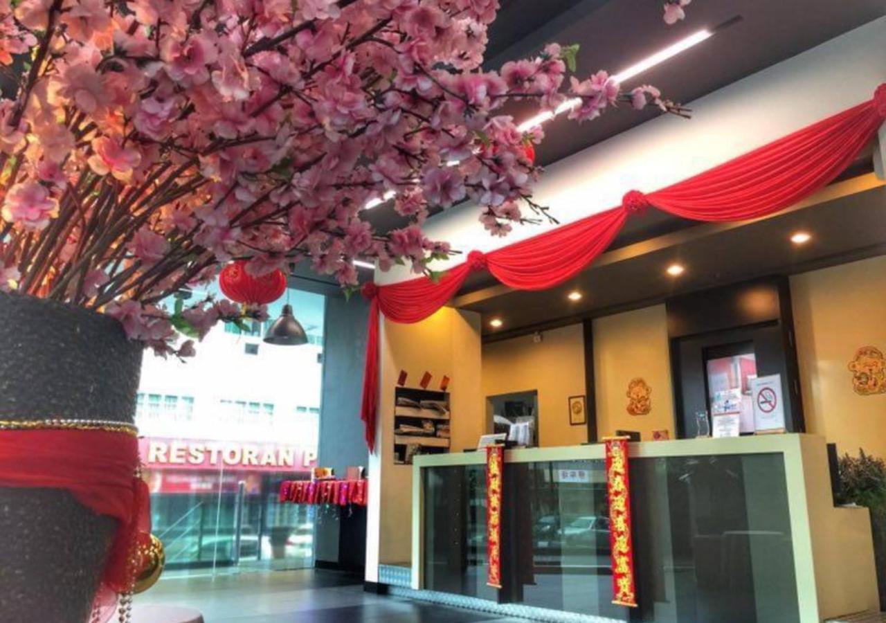 Hotel Regal Vista Ipoh Bagian luar foto