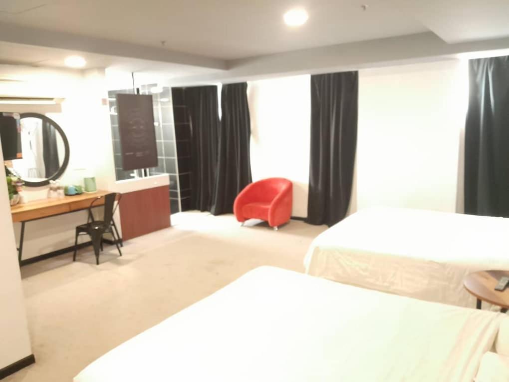 Hotel Regal Vista Ipoh Bagian luar foto