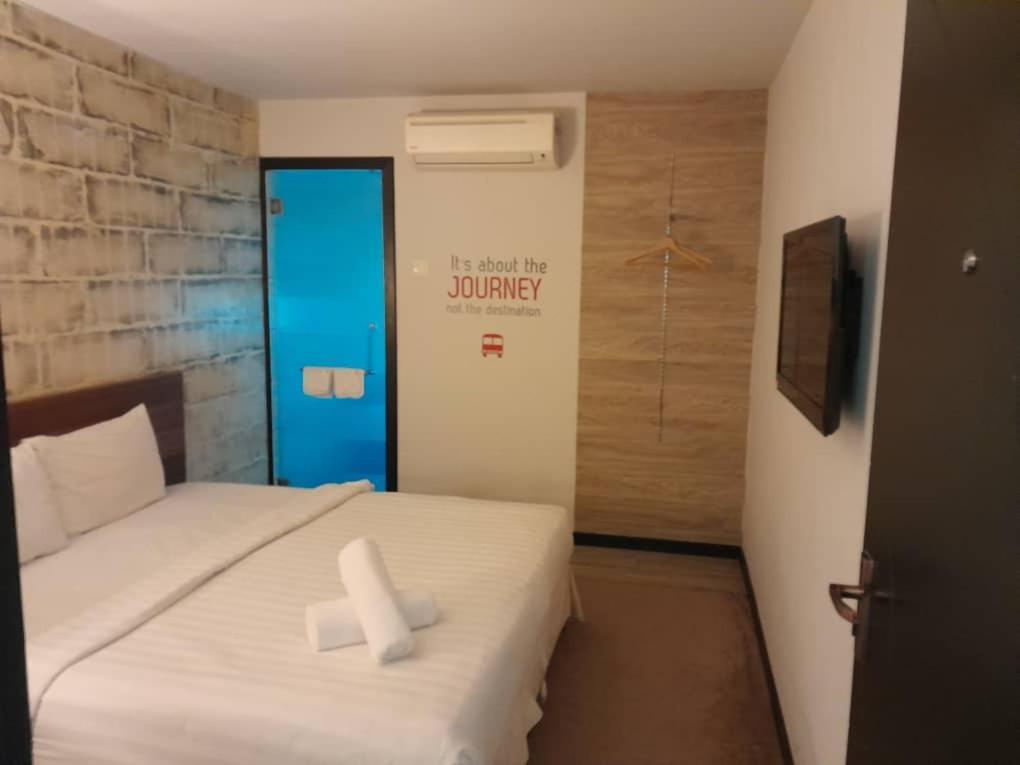 Hotel Regal Vista Ipoh Bagian luar foto