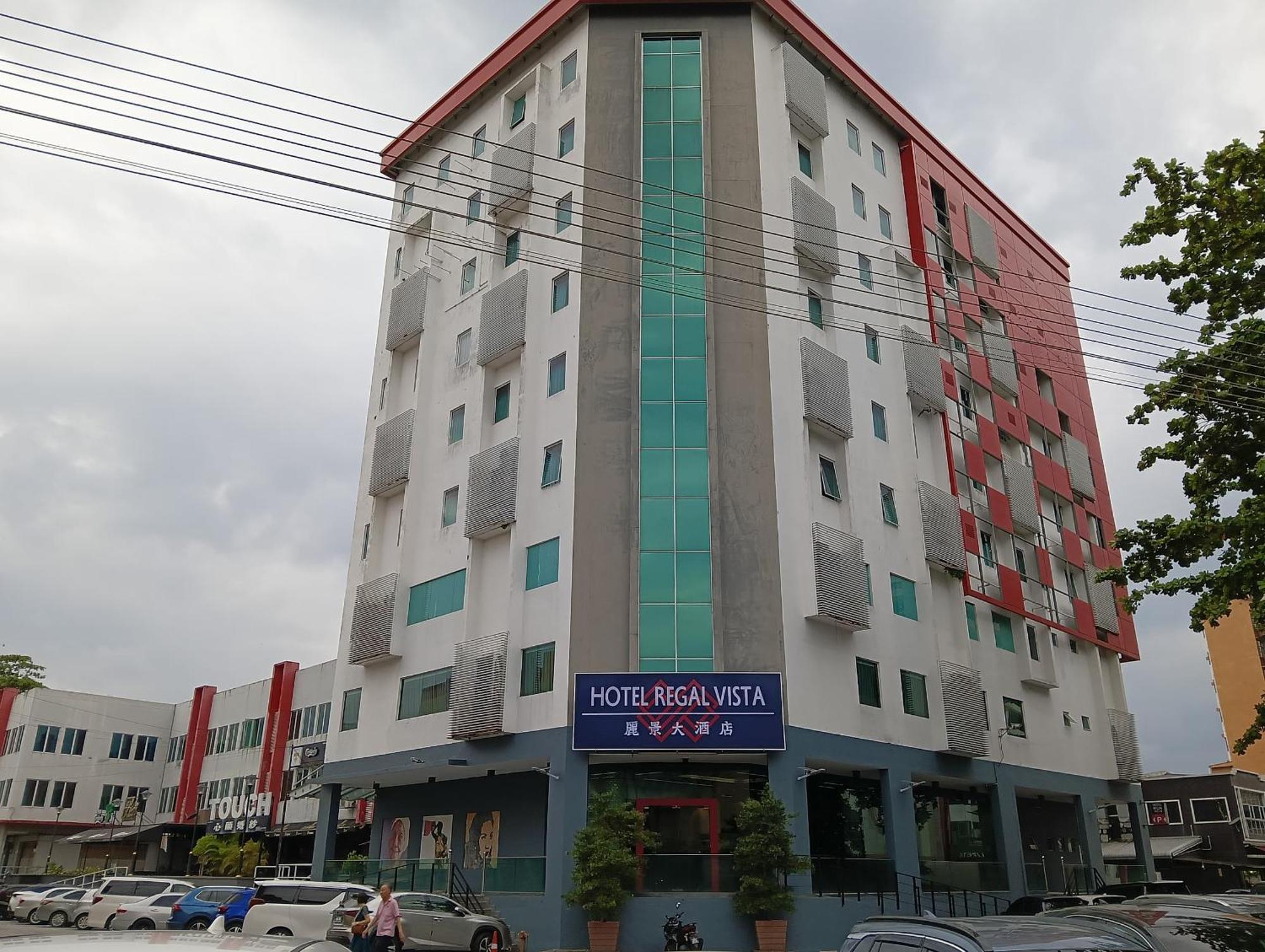 Hotel Regal Vista Ipoh Bagian luar foto