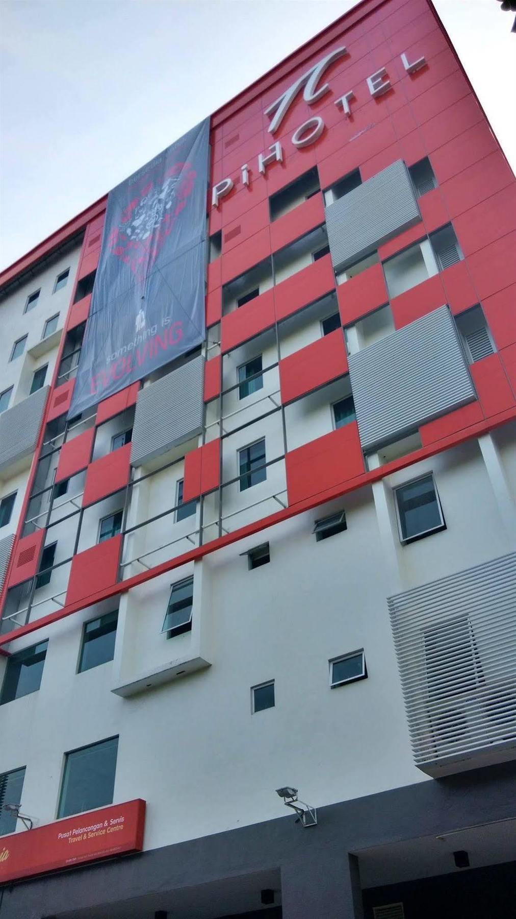 Hotel Regal Vista Ipoh Bagian luar foto
